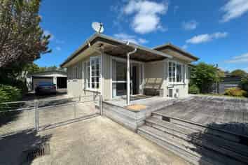 75 Guy Avenue, Takaro