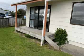 Manawatu / Whanganui - Address withheld