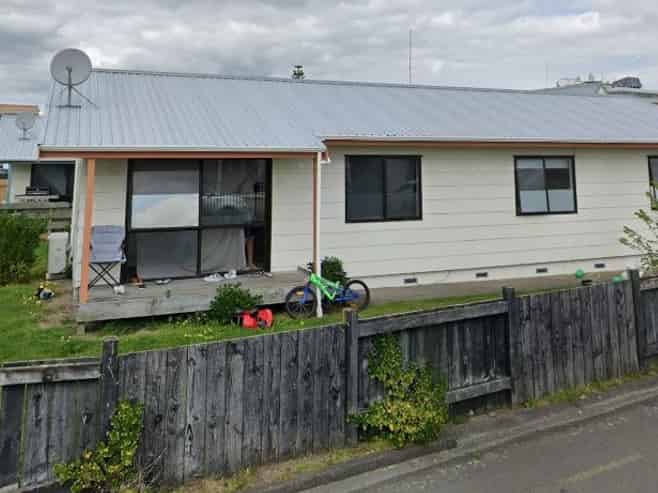 Manawatu / Whanganui - Address withheld