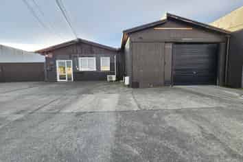 Warehouse / Workshop / Office