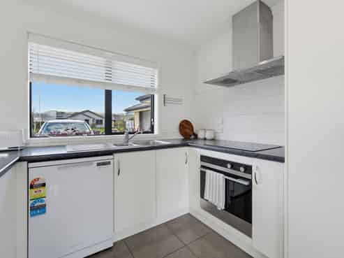 63 Carroll place, Owhata