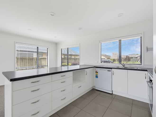 63 Carroll place, Owhata