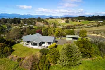 17B Westdale Road, Redwood Valley
