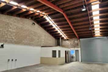 High Stud Otahuhu Warehouse | 167 m2