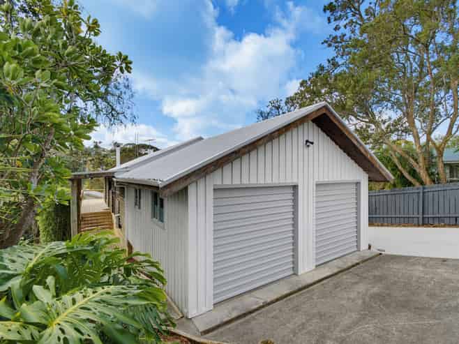 63 Gledstane Road, Stanmore Bay