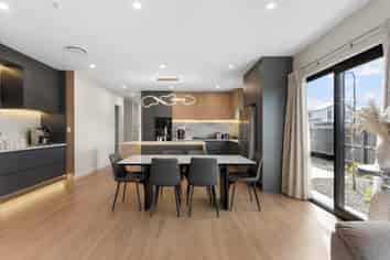 52 Malahide Drive, Flat Bush