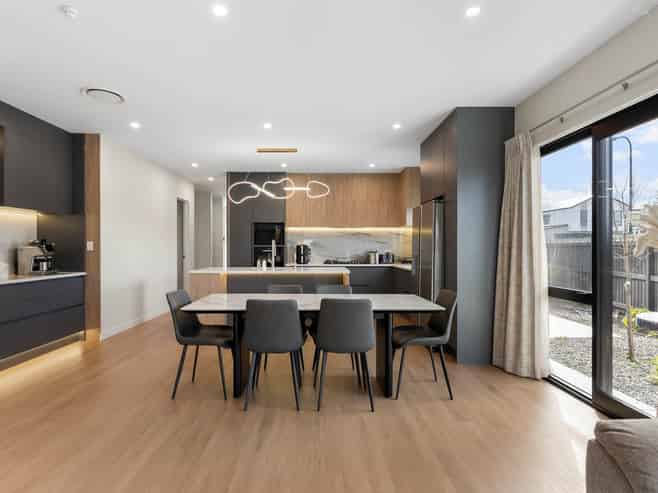 52 Malahide Drive, Flat Bush