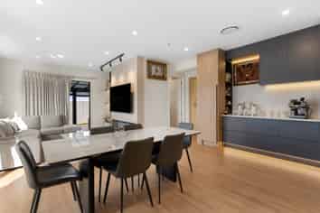 52 Malahide Drive, Flat Bush