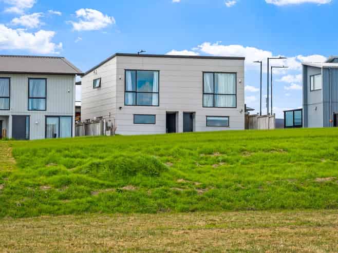 10 Toia Lane, Silverdale