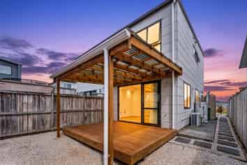 10 Toia Lane, Silverdale
