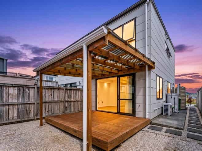 10 Toia Lane, Silverdale