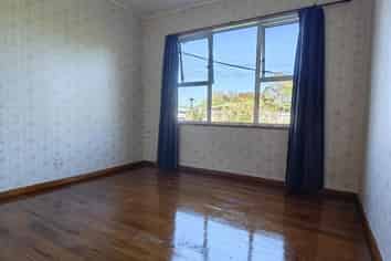 12 Exmouth Road, Northcote