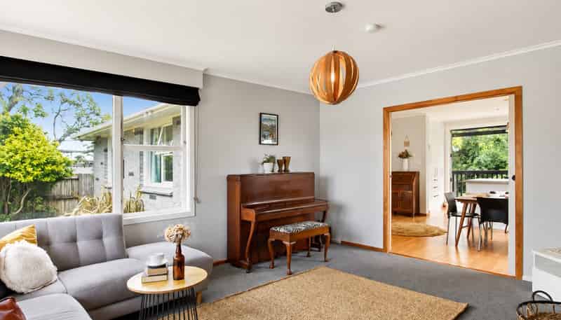 65 Mount View Drive, Mangakakahi