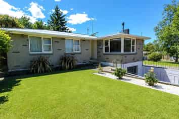 65 Mount View Drive, Mangakakahi