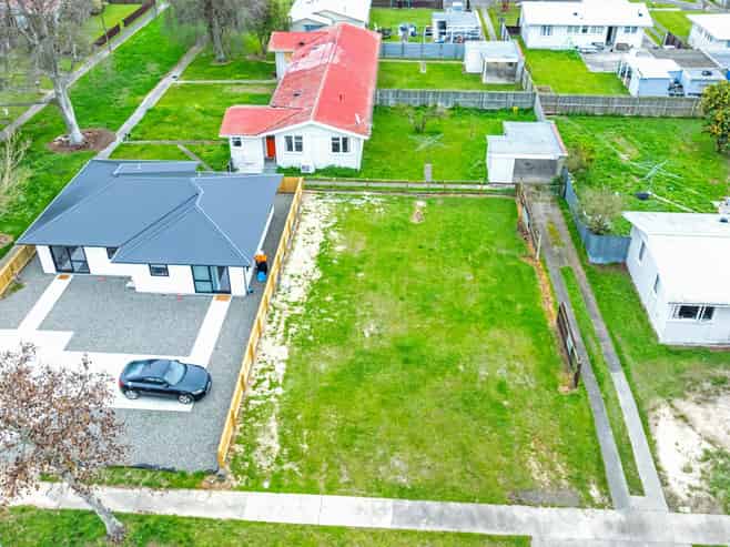 60 Stillwater Place and 30 Monowai Place, Westbrook