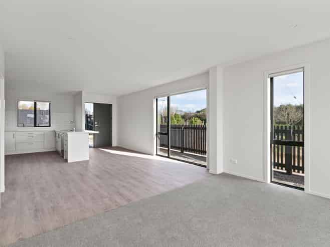4/24 Akakura Terrace, Glenview