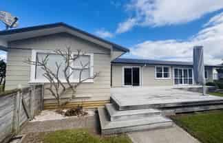 2  Bryce Street, Whitianga