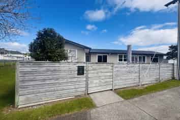 2  Bryce Street, Whitianga