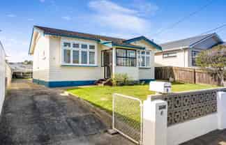 8 Liverpool Street, Miramar