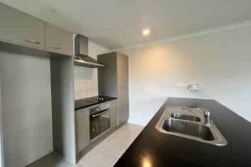 1/49B Luke Street, Otahuhu
