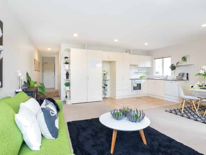 3/57 Gladstone Road, Northcote