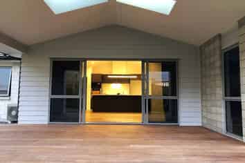 1 Sharman Place, Pyes Pa