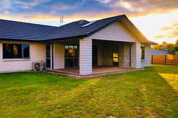 1 Sharman Place, Pyes Pa