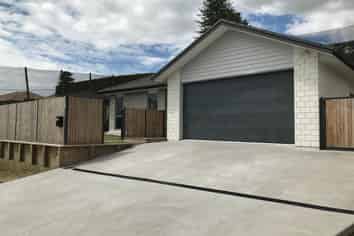 1 Sharman Place, Pyes Pa