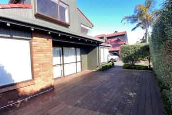 240B Devonport Road, Avenues