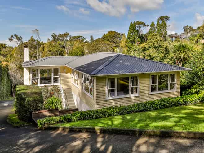 208 Old Titirangi Road, Titirangi