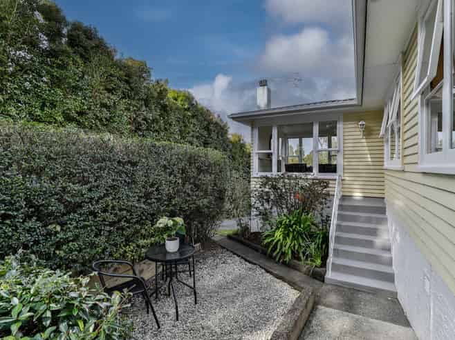 208 Old Titirangi Road, Titirangi