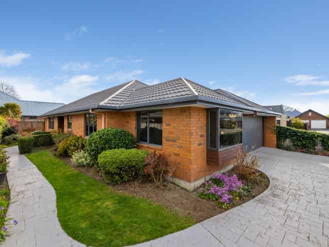 3A Livingstone Place, Springlands