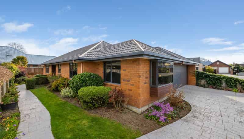 3A Livingstone Place, Springlands