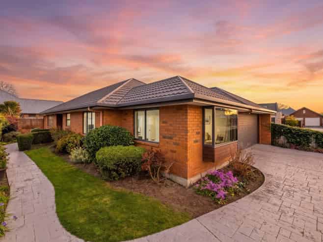 3A Livingstone Place, Springlands