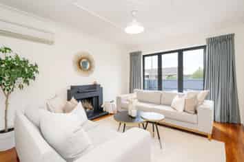 51 Newcastle Street, Windsor