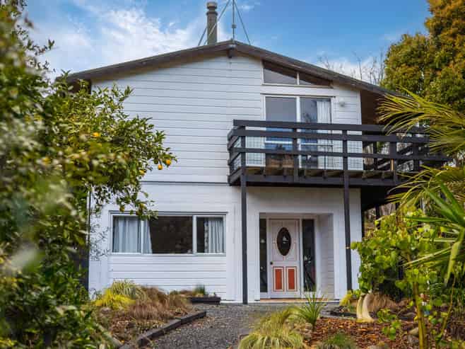 56 Matai Road, Raumati South