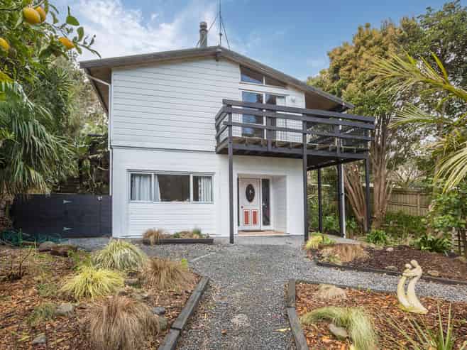 56 Matai Road, Raumati South