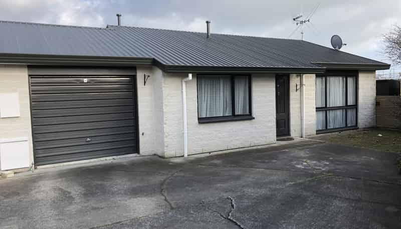 8B Marama Crescent, Palmerston North