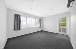 39D Caulton Street, Saint Johns