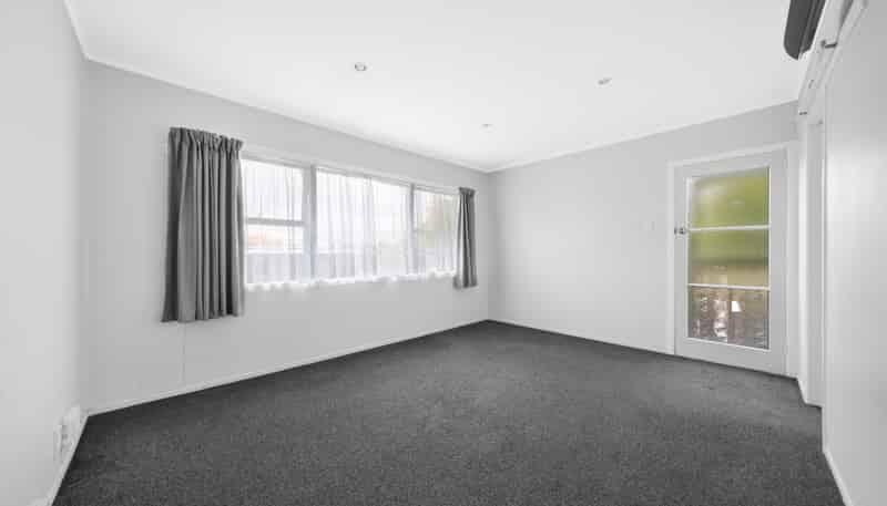 39D Caulton Street, Saint Johns
