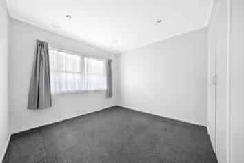 39D Caulton Street, Saint Johns