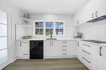 30 Kelvyn Grove, Hill Park