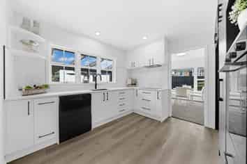 30 Kelvyn Grove, Hill Park