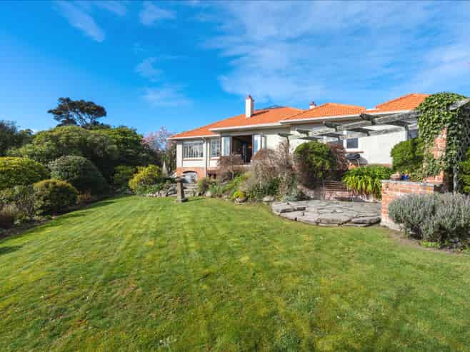 225 Musselburgh Rise, Andersons Bay