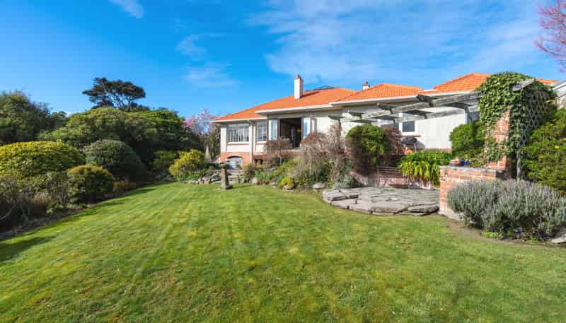 225 Musselburgh Rise, Andersons Bay