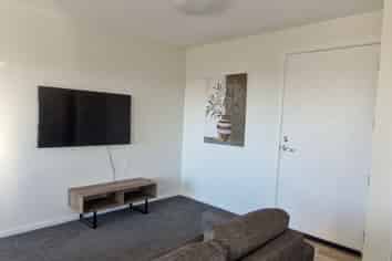 201/120 Stanmore Road, Linwood