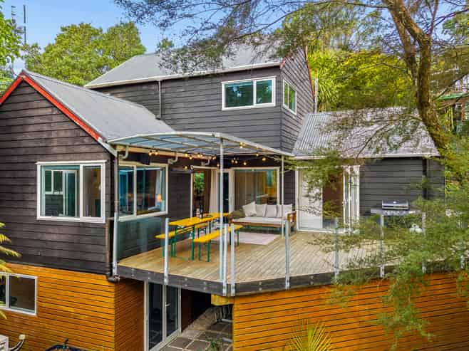 221A Titirangi Road, Titirangi