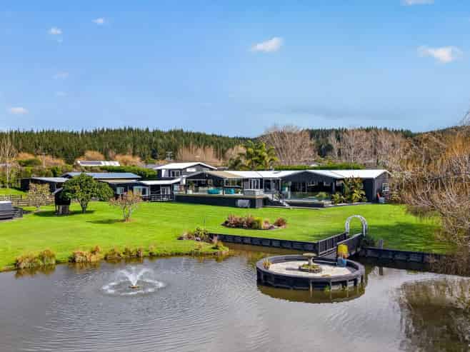 240 Mill Flat Road, Riverhead