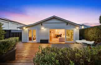 8 Richard Street, Westmere