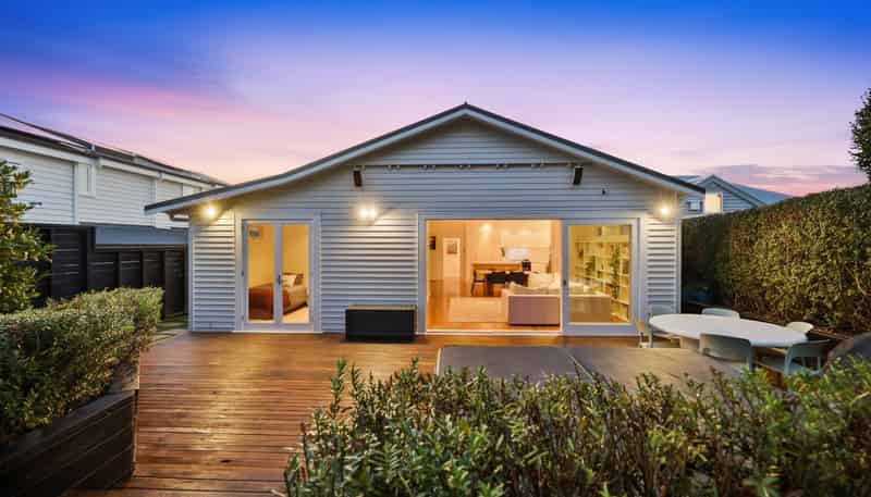 8 Richard Street, Westmere